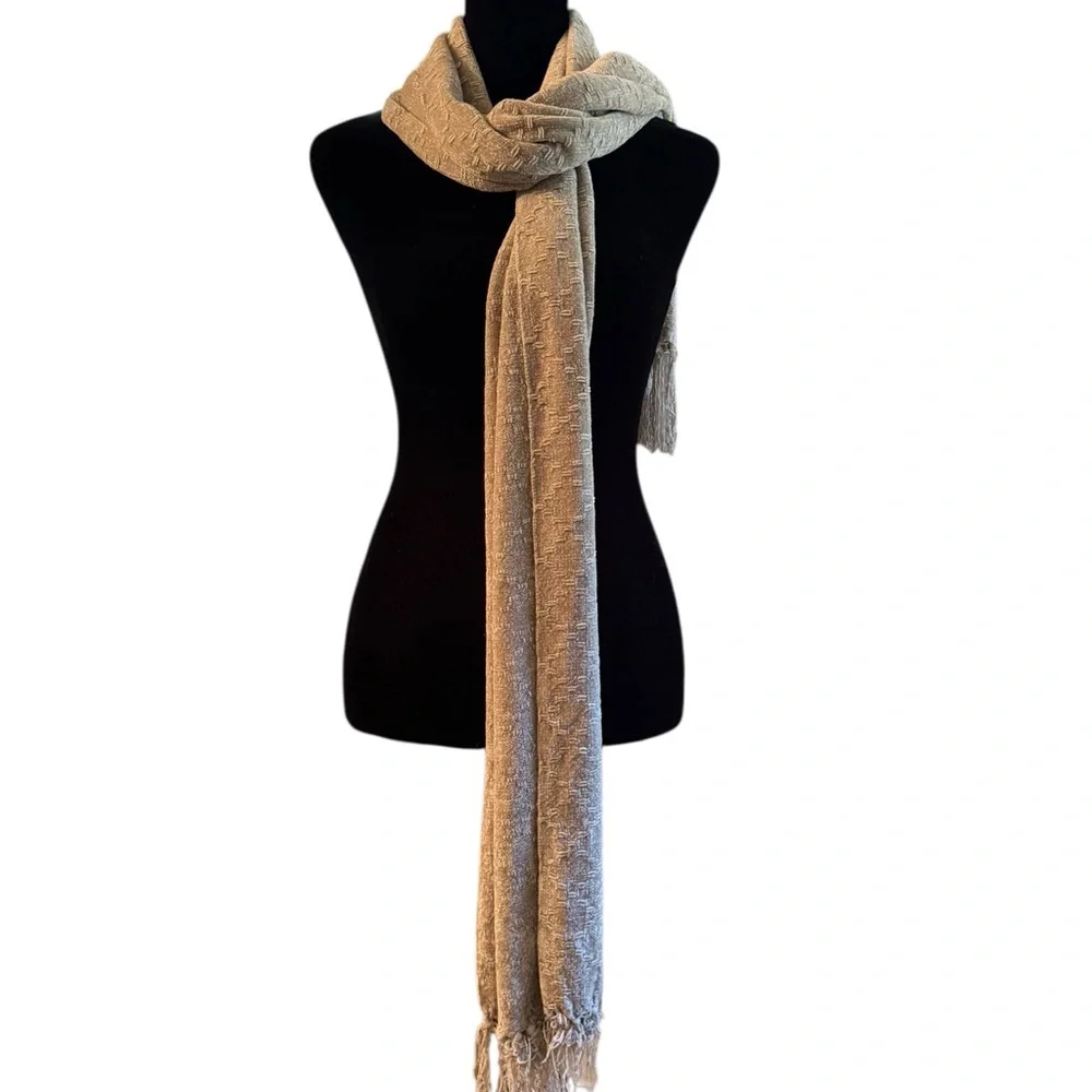 Elegant Tan Women's Scarf‎